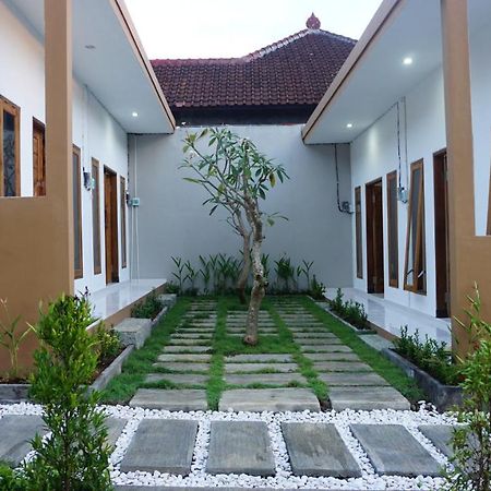 Jingga Homestay Balangan جيمباران المظهر الخارجي الصورة