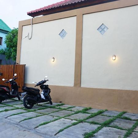 Jingga Homestay Balangan جيمباران المظهر الخارجي الصورة