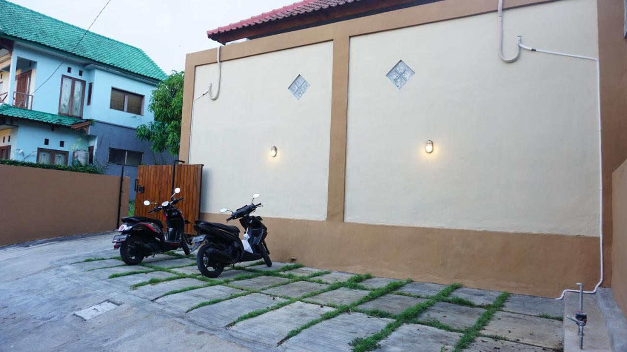 Jingga Homestay Balangan جيمباران المظهر الخارجي الصورة